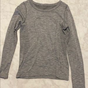 Lululemon long sleeve top